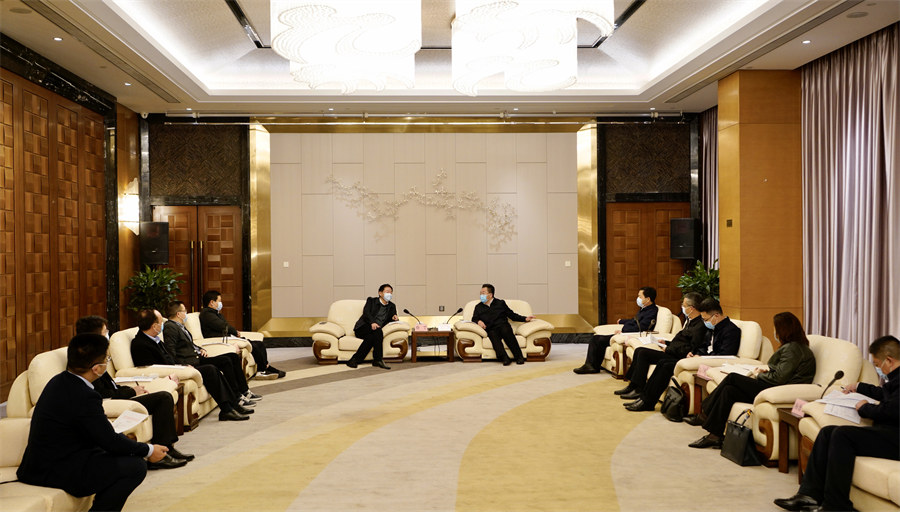 省尊龙凯时集团党委书记、董事长任丁率队赴南充调研